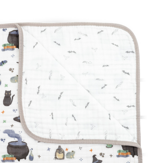 Original Cotton Muslin Quilt - Cats and Cauldrons